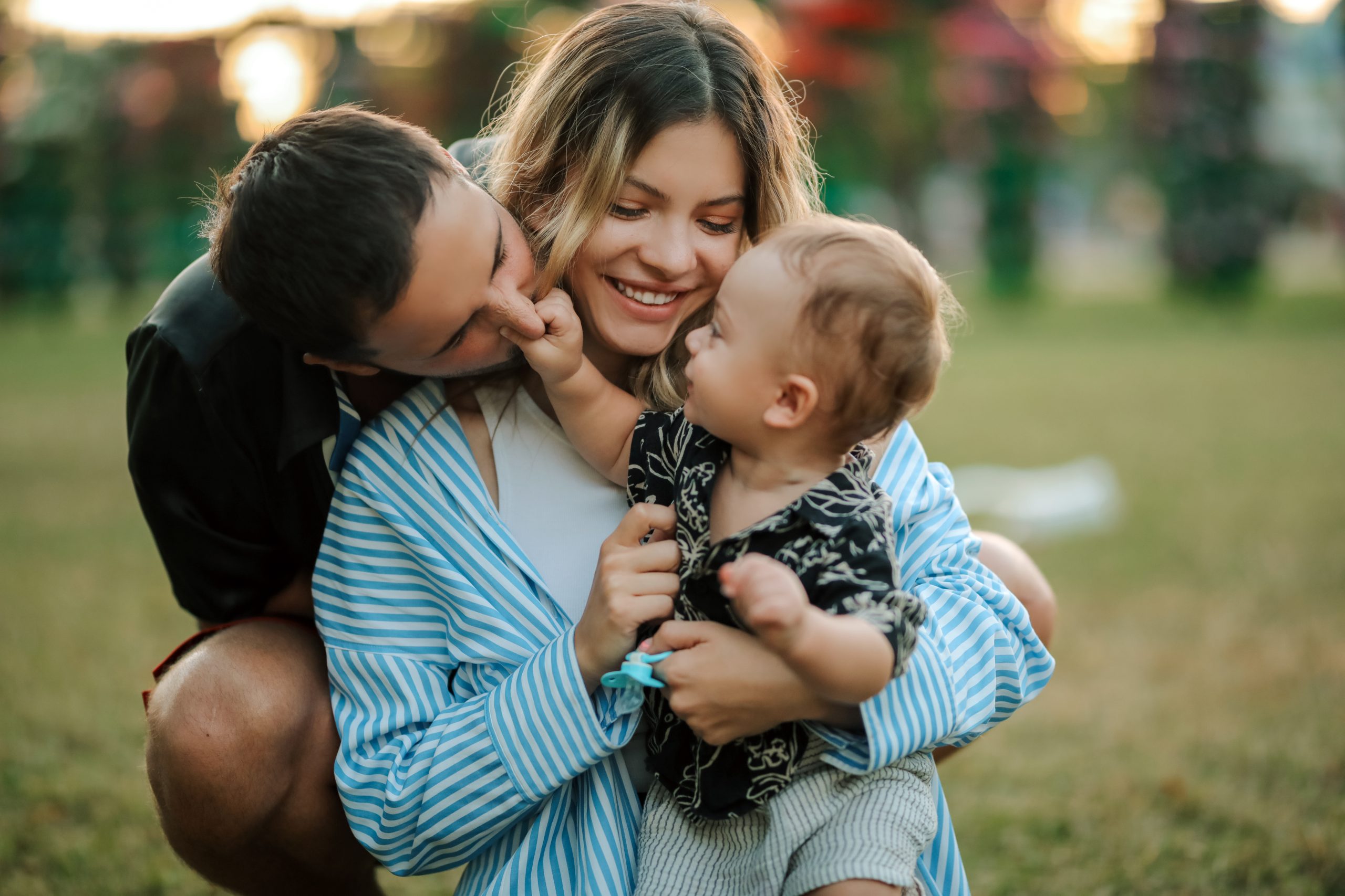 Parents And Children Have A Pleasant Time, Son's Love , Happy Family Lifestyle , Being a Parent,